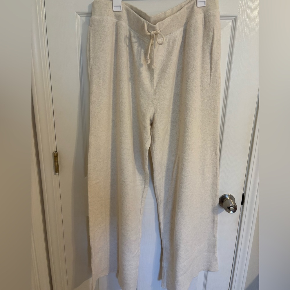Brand New Aerie Cream Lounge Pants with Drawstring - XL